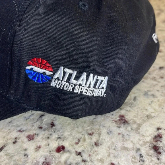 2017 Folds of Honor QuikTrip 500 NASCAR Coca-Cola Black Hat SnapBack Atlanta - Picture 2 of 7